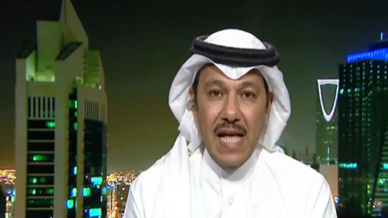 العنقري: استغربت من تشكيلة الخليج أمام الفتح كأنه داخل مباراة ودية .. فيديو