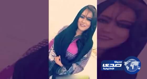 بالفيديو ..والدة مريم حسين تثير ضجة لجمالها وشبابها !