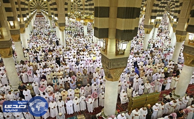 بالصور.. هكذا استقبل المسلمون حول العالم شهر رمضان
