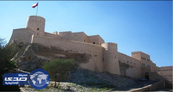 عمان تطلق تأشيرة إلكترونية لجذب السياحة