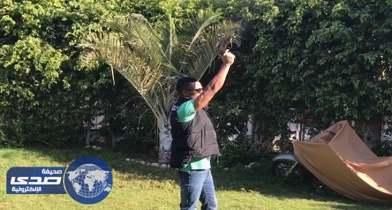 بالفيديو.. محمد رمضان يطلق النار فى حديقة منزله
