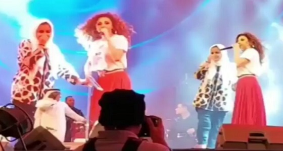 بالفيديو.. فتاة تعلم ميريام فارس الرقص السعودي على المسرح