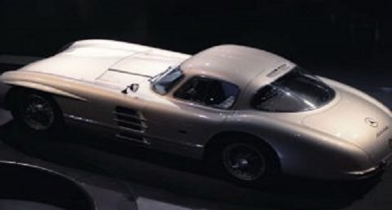 بالفيديو.. مرسيدس تستعرض أفضل 5 سيارات صنعتها في التاريخ