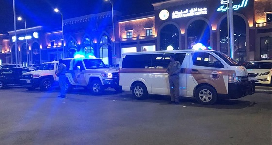 بالصور.. شرطة الرياض تكثف جهودها لضبط الأمن بالأسواق خلال العطلة