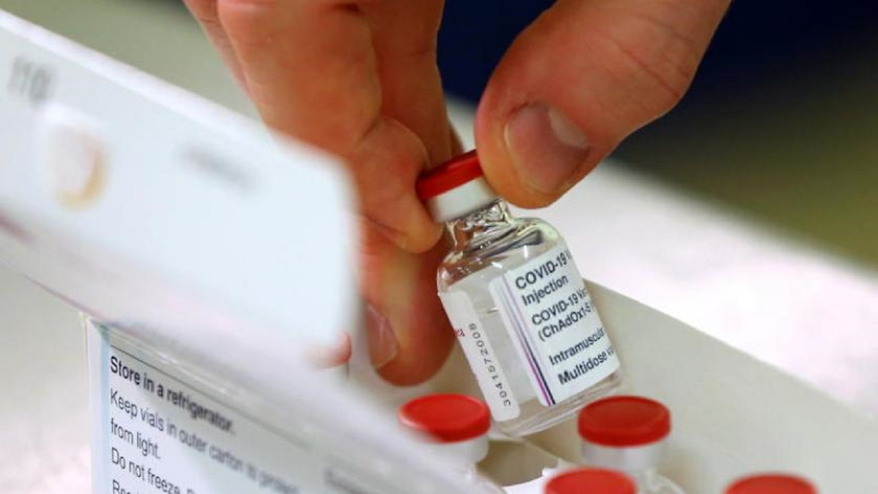 بالفيديو.. بدء التطعيم بلقاح أكسفورد أسترازينيكا في جدة