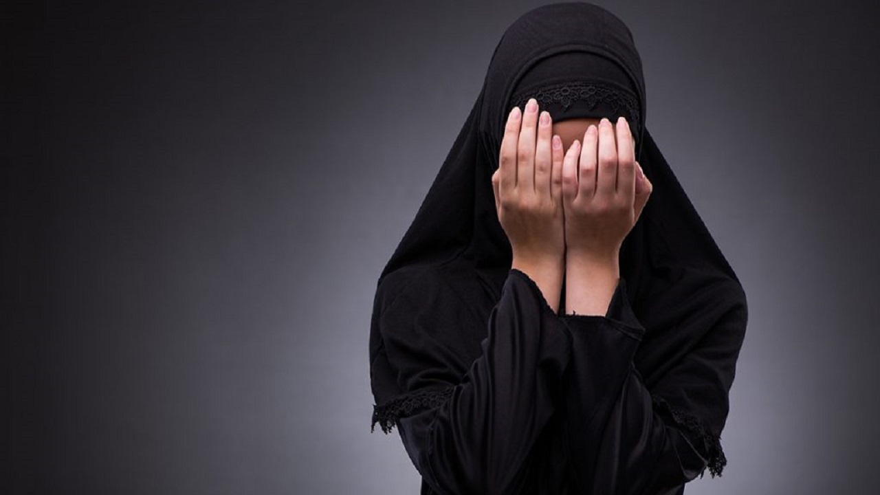 &#8220;العنف الأسري&#8221; يصدر بيان حول فتاة الرياض المعنفة من والدتها