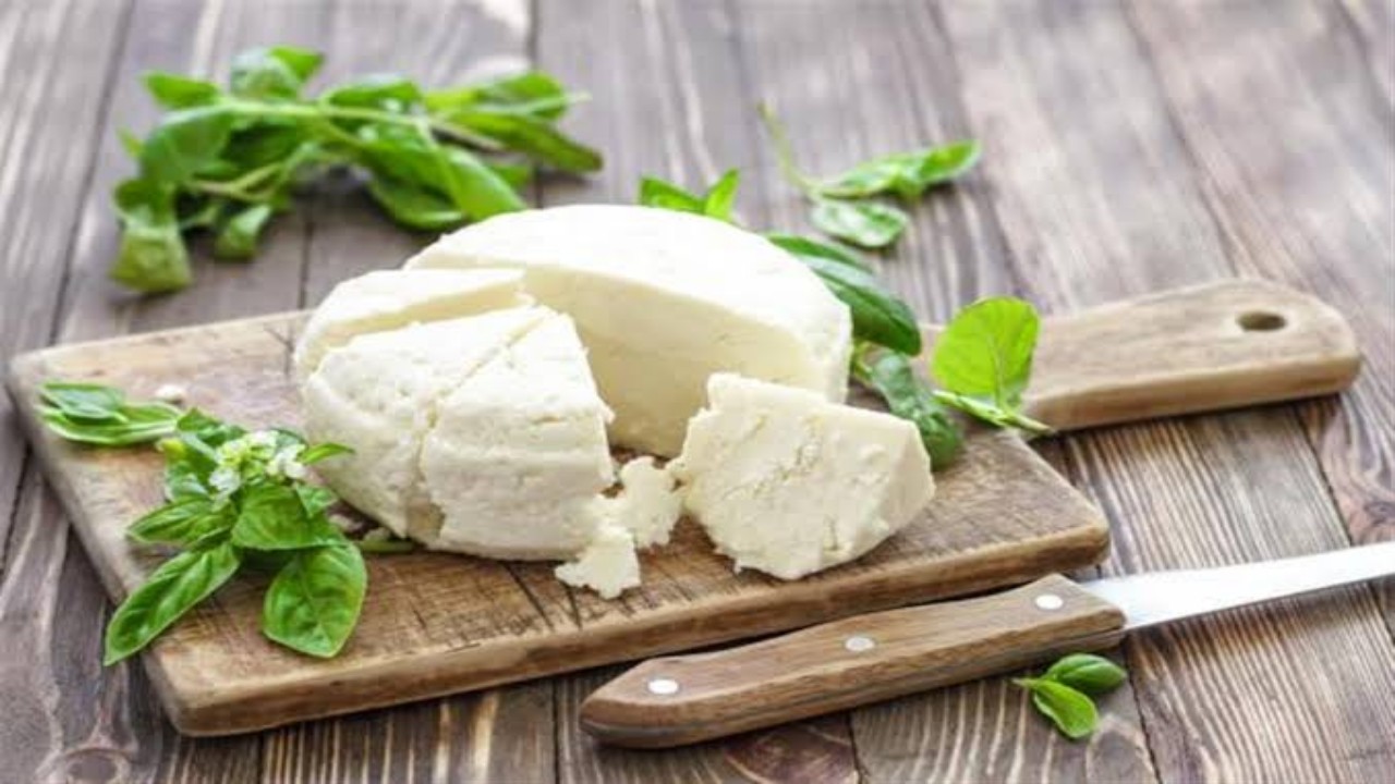 الإفراط في تناول الجبن «القريش» يؤدي للإصابة بسرطان البروستاتا