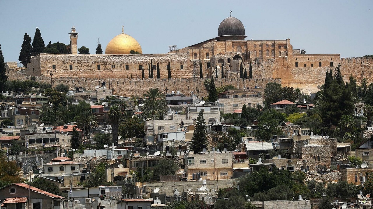تحذير فلسطيني بعد قرار يسمح للجماعات اليهودية بالصلاة في المسجد الأقصى