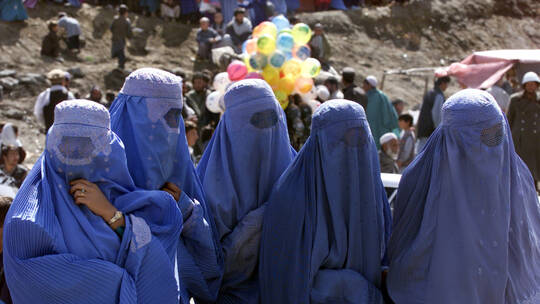 طالبان تفرض قيود جديدة على الموظفات في كابل