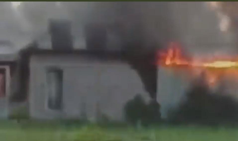 فيديو.. لحظة حرق مسجد في الهند على أيدي متطرفين هندوس