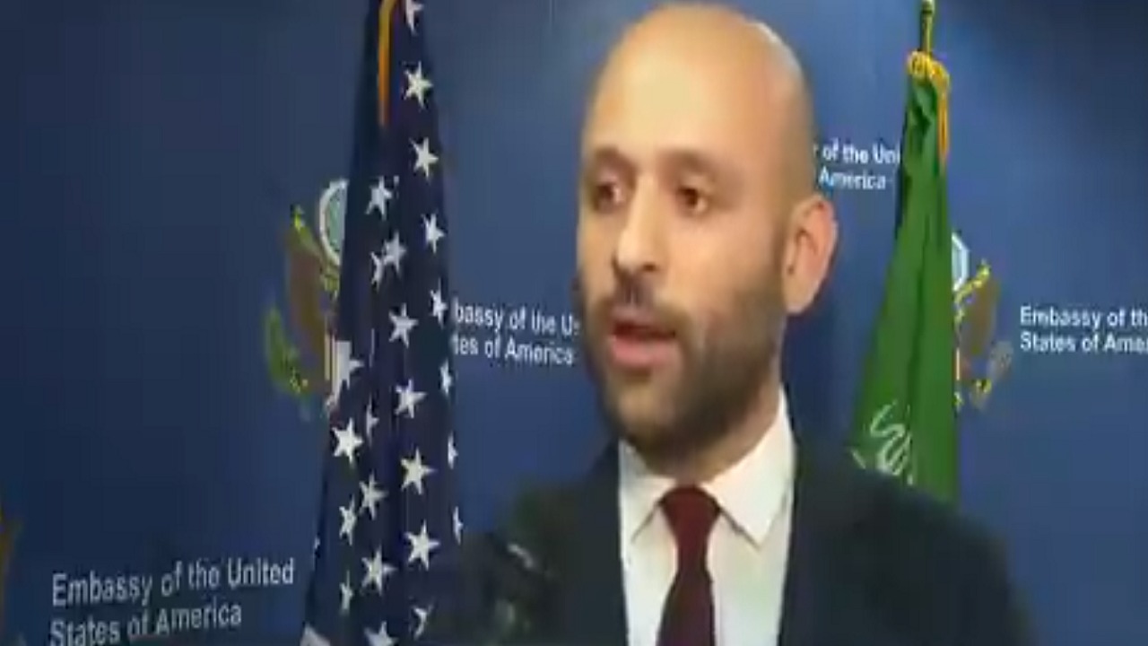 متحدث السفارة الأمريكية: نعمل على زيادة مواعيد استخراج التأشيرات