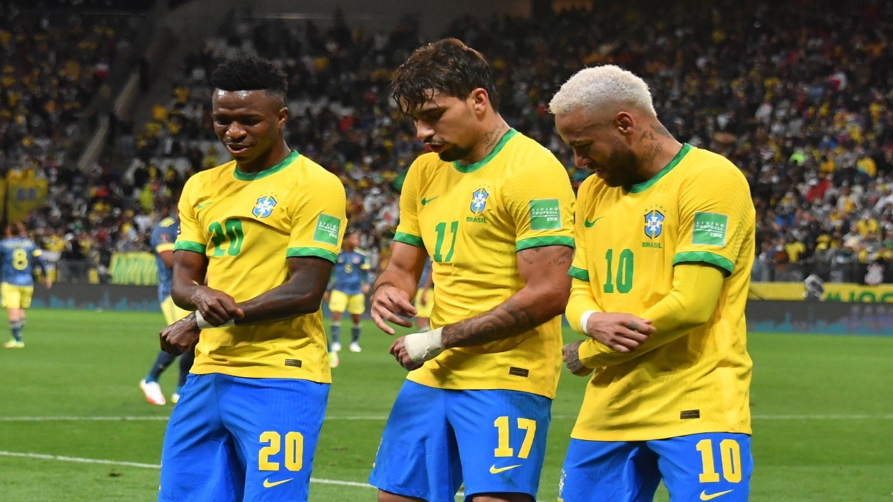 البرازيل تتأهل لكأس العالم في قطر