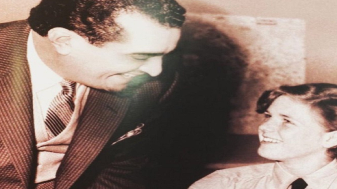 صورة نادرة للملك فهد أثناء تولية وزارة المعارف عام 1954م