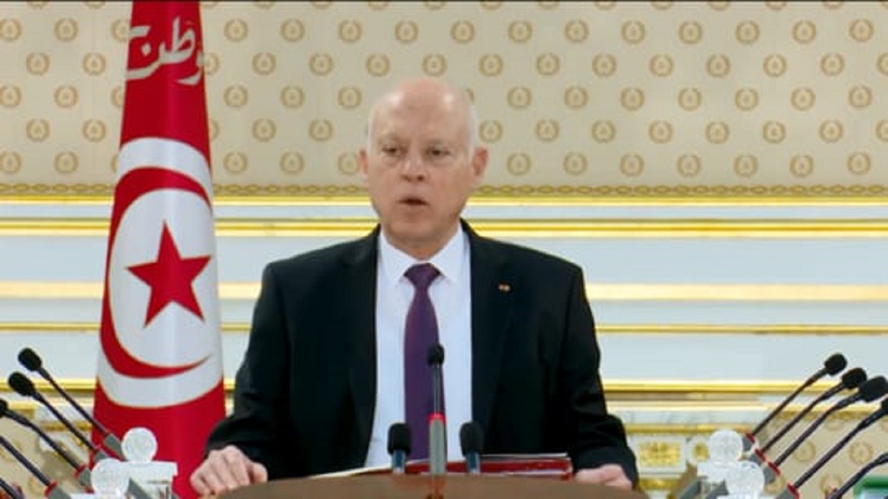 الرئيس التونسي يحذر: مؤامرات تحاك&#8221; في البلاد تصل إلى &#8220;حد الاغتيال&#8221;