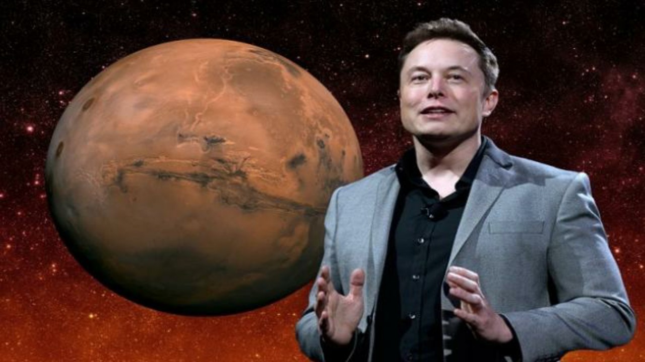إيلون ماسك يكشف موعد هبوط البشر على كوكب المريخ