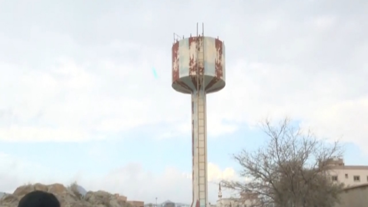 بالفيديو.. قصة خزان المياه الذي تم بناؤه على يد العمالة الكورية في بلقرن
