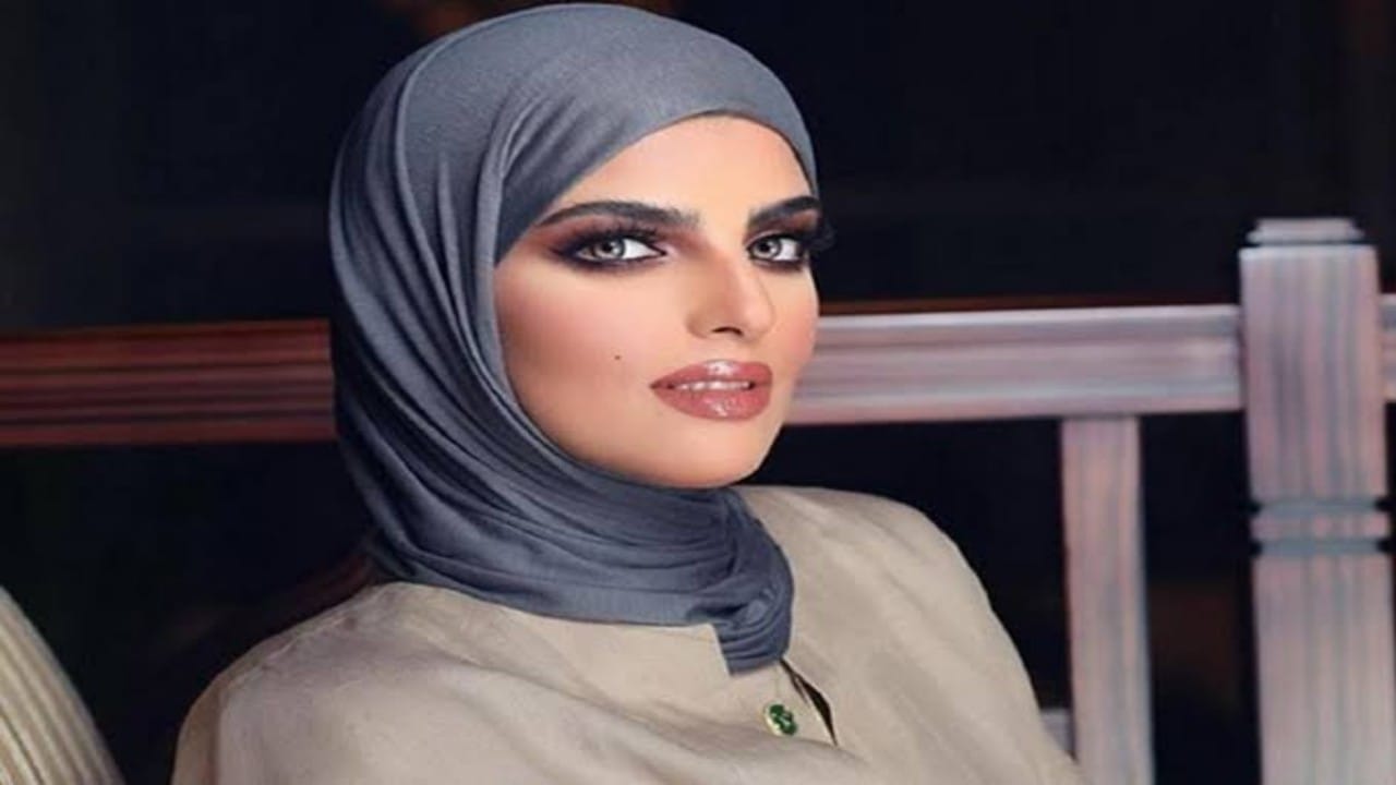 سارة الودعاني ترد على منتقديها بعد خضوعها لعملية تجميل في وجهها 