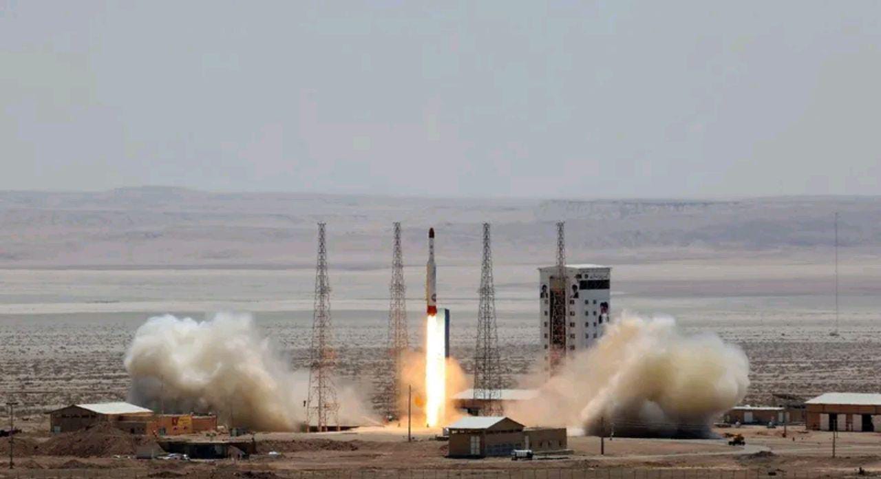 إيران تعلن فشل صاروخ أطلقته إلى الفضاء