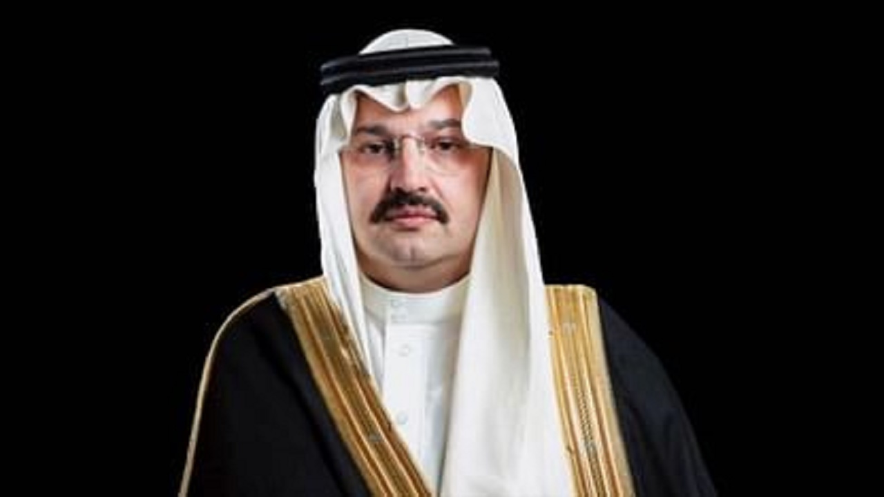 شاهد.. الأمير تركي بن طلال يشهد صُلح عدد من أفراد قبيلة بمحافظة بيشة