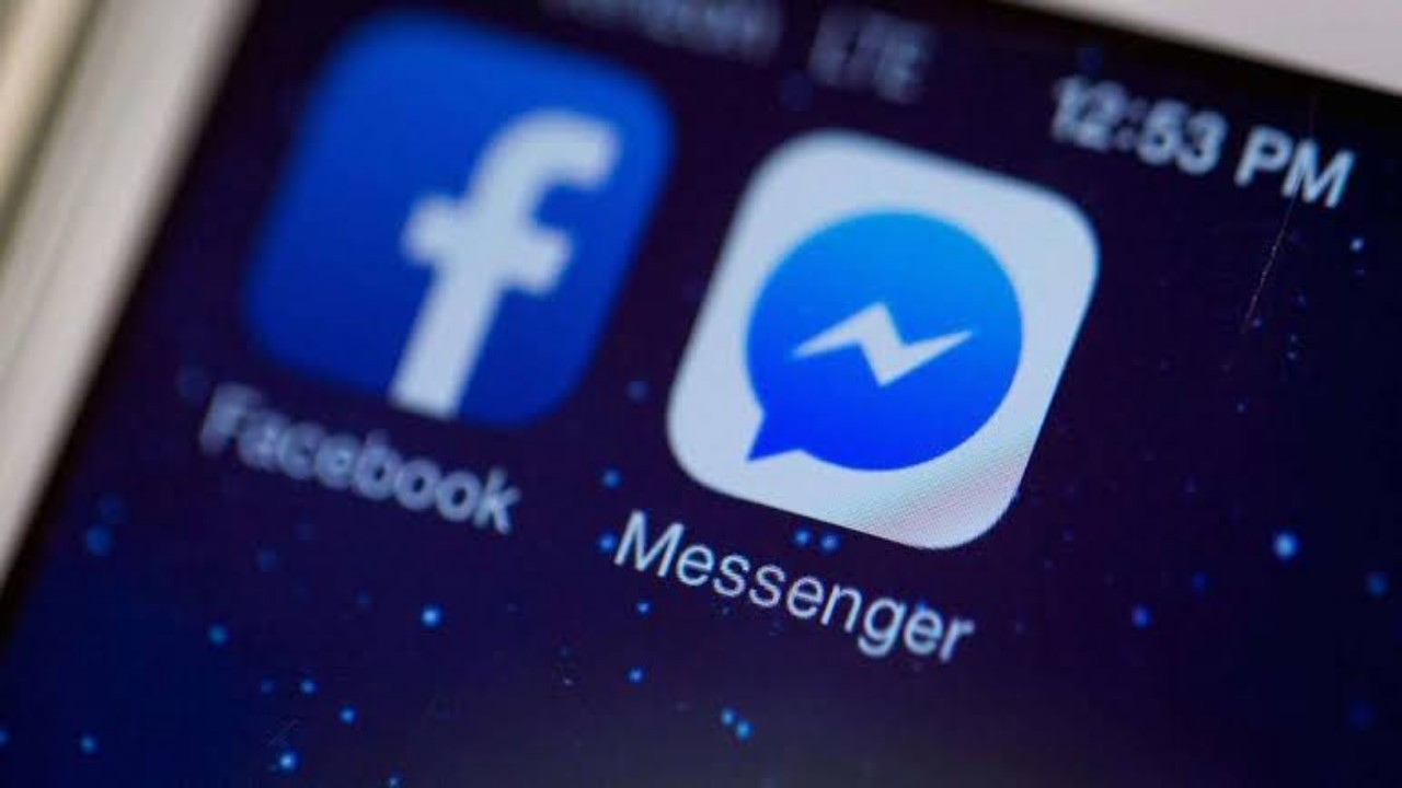 مؤسس فيسبوك يحذر مستخدمي ماسنجر من التقاط صور للمحادثات