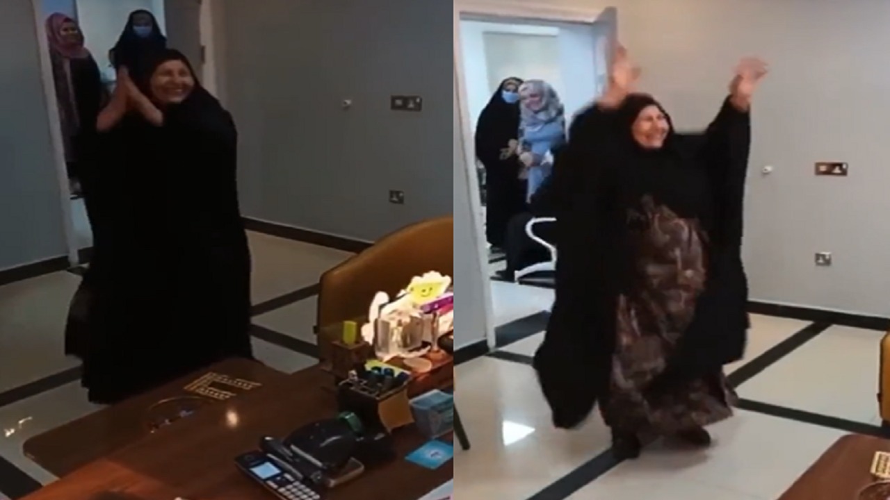 بالفيديو .. مُسنة ترقص إبتهاجًا وطربًا فور ولادة حفيدها بعد 12 عاما من الإنتظار