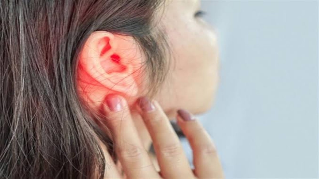 بالفيديو.. أخصائي يُقدم نصائح للحفاظ على صحة الأذن