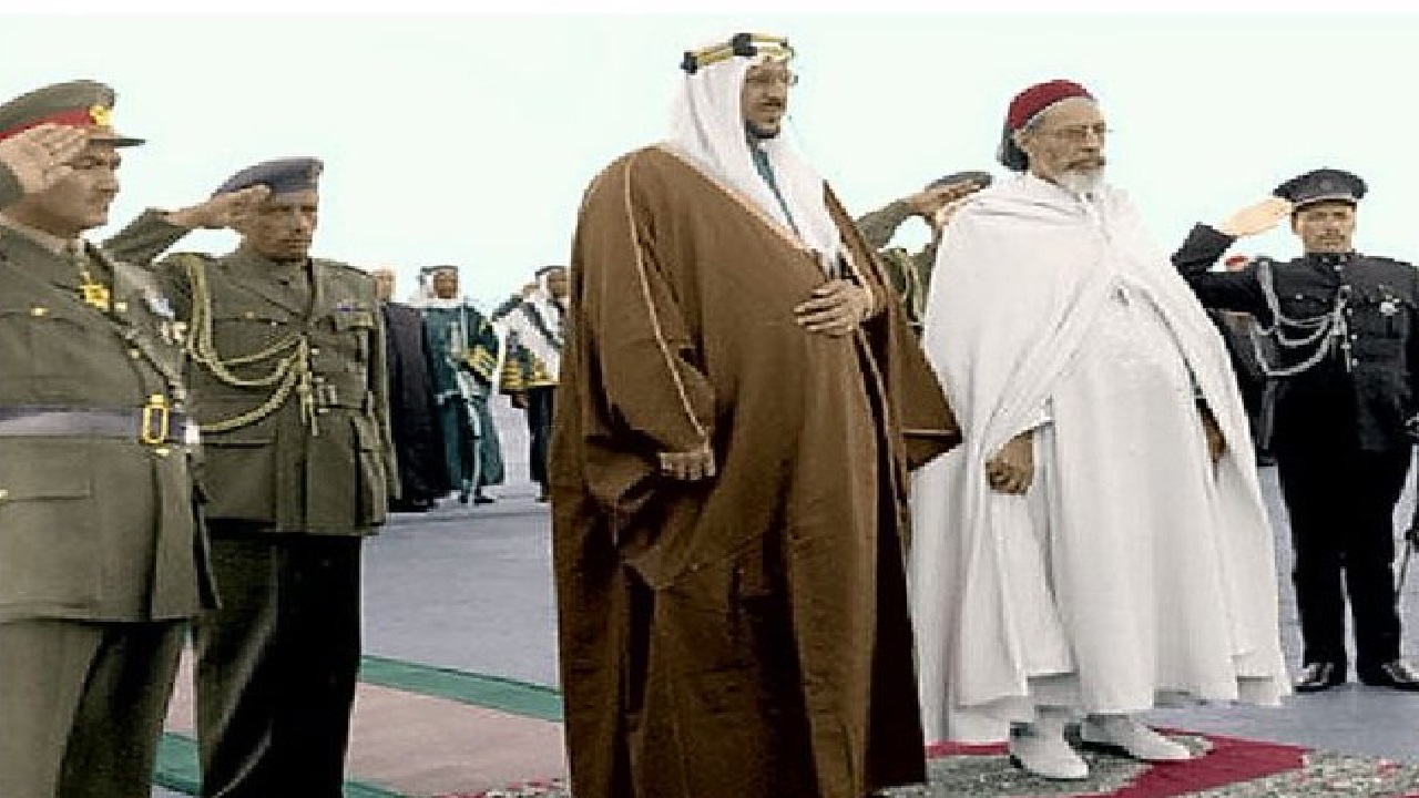 صورة تاريخية للملك سعود مع أول حاكم لليبيا