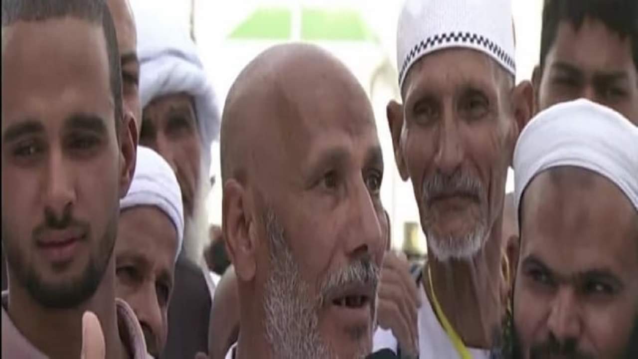 معتمر مصري: 15 عاماً جمعت من خلالها مبلغ العمرة وزيارة المسجد الحرام (فيديو)