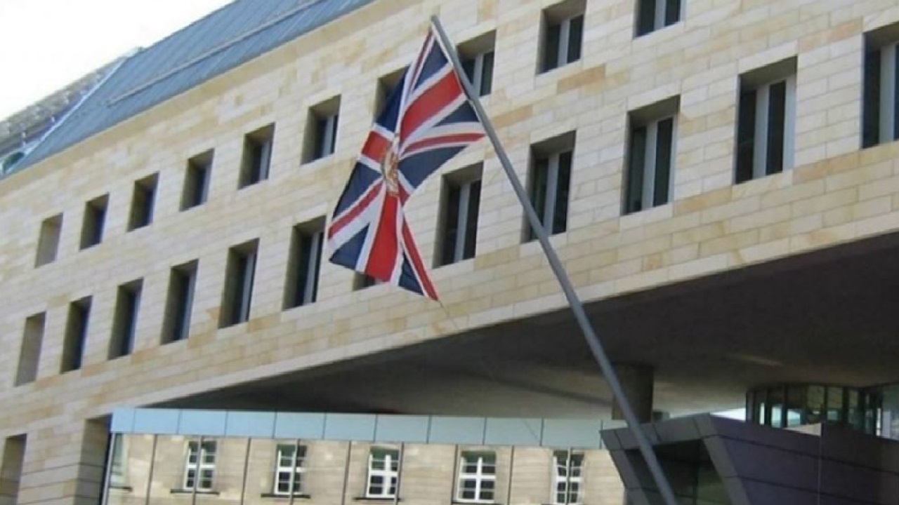 السفارة البريطانية بالرياض: احذروا 3 أساليب للاحتيال في تأشيرات السفر