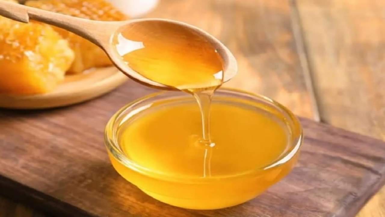 خبراء تغذية : الإفراط في تناول العسل خطير على الأسنان واللثة والكبد