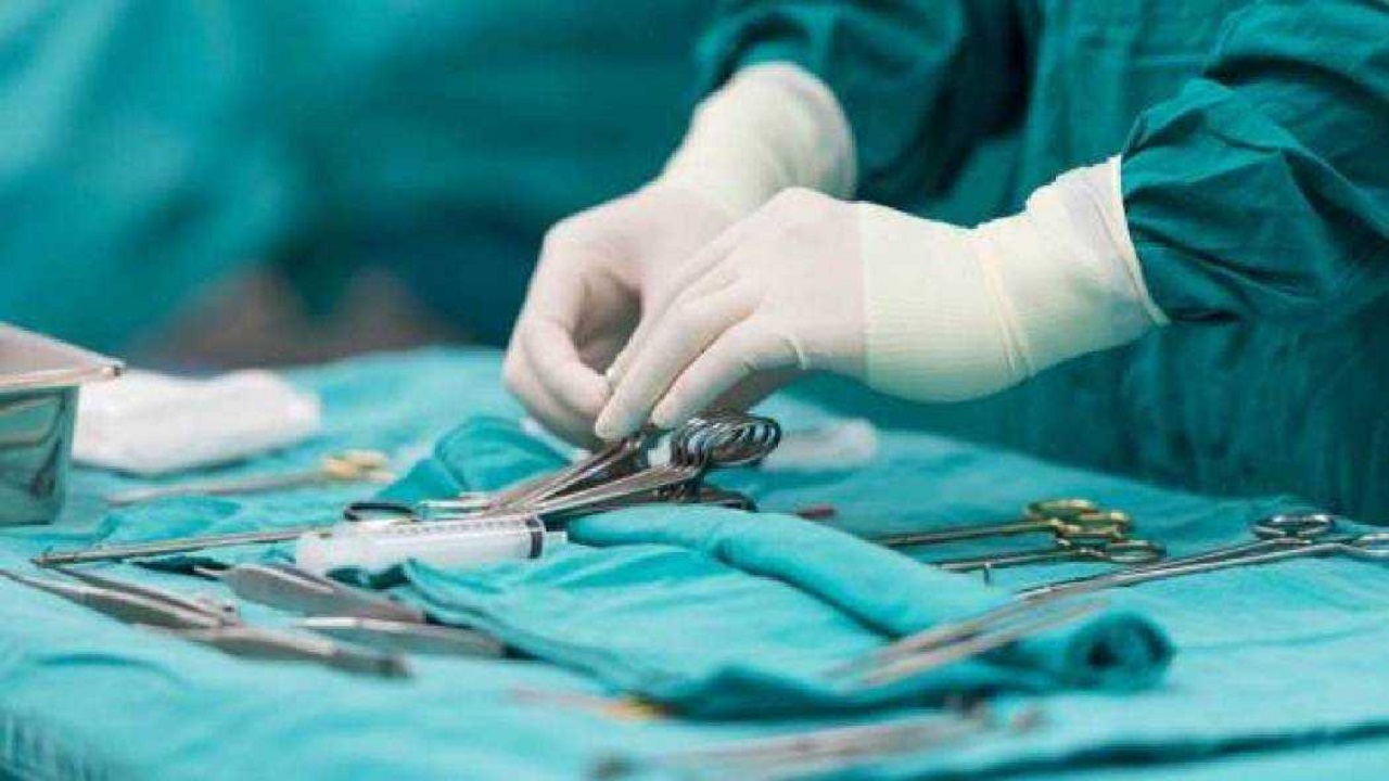 خطأ طبي يقتل شابة بعد أيام من ولادة طفلها الأول