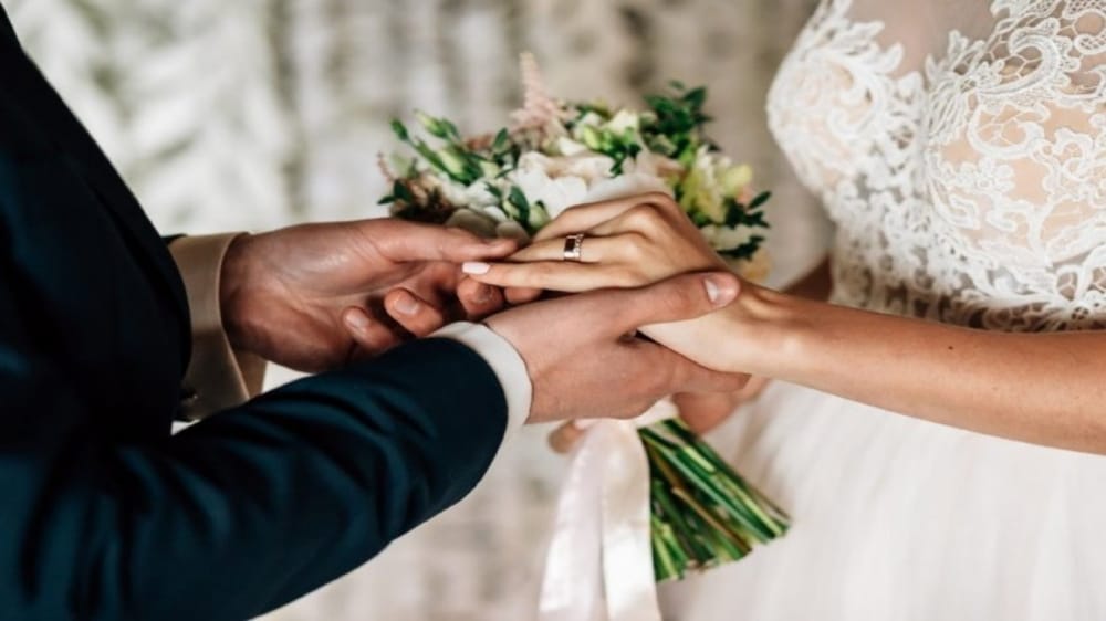 وفاة شابة أثناء حفل زفافها يثير الصدمة