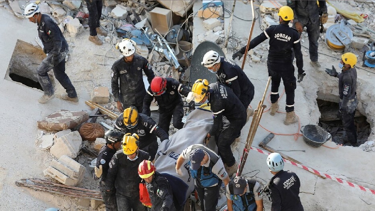 رقم جديد لضحايا مبنى &#8220;اللويبدة&#8221; المنهار في الأردن