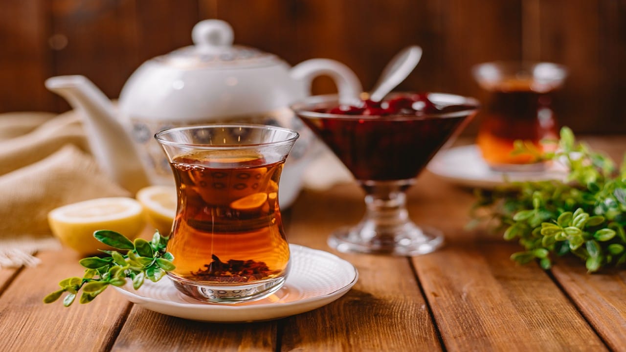 العلاقة بين الشاي ومستوى ضغط الدم