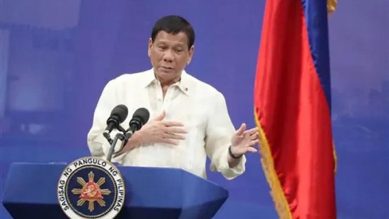 رئيس الفلبين يسعى للتوصل لاتفاق مع بكين بشأن نفط بحر الصين الجنوبي