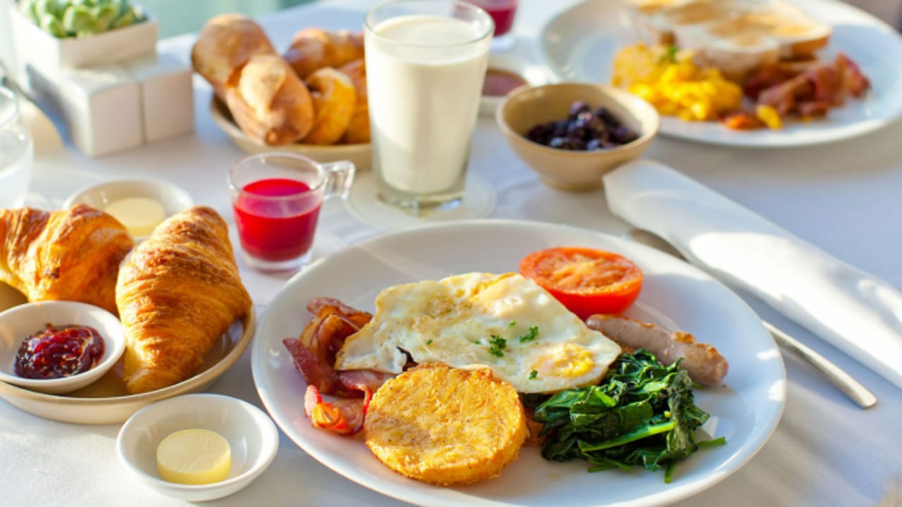 أطعمة بالإفطار تساعد على صحة القلب