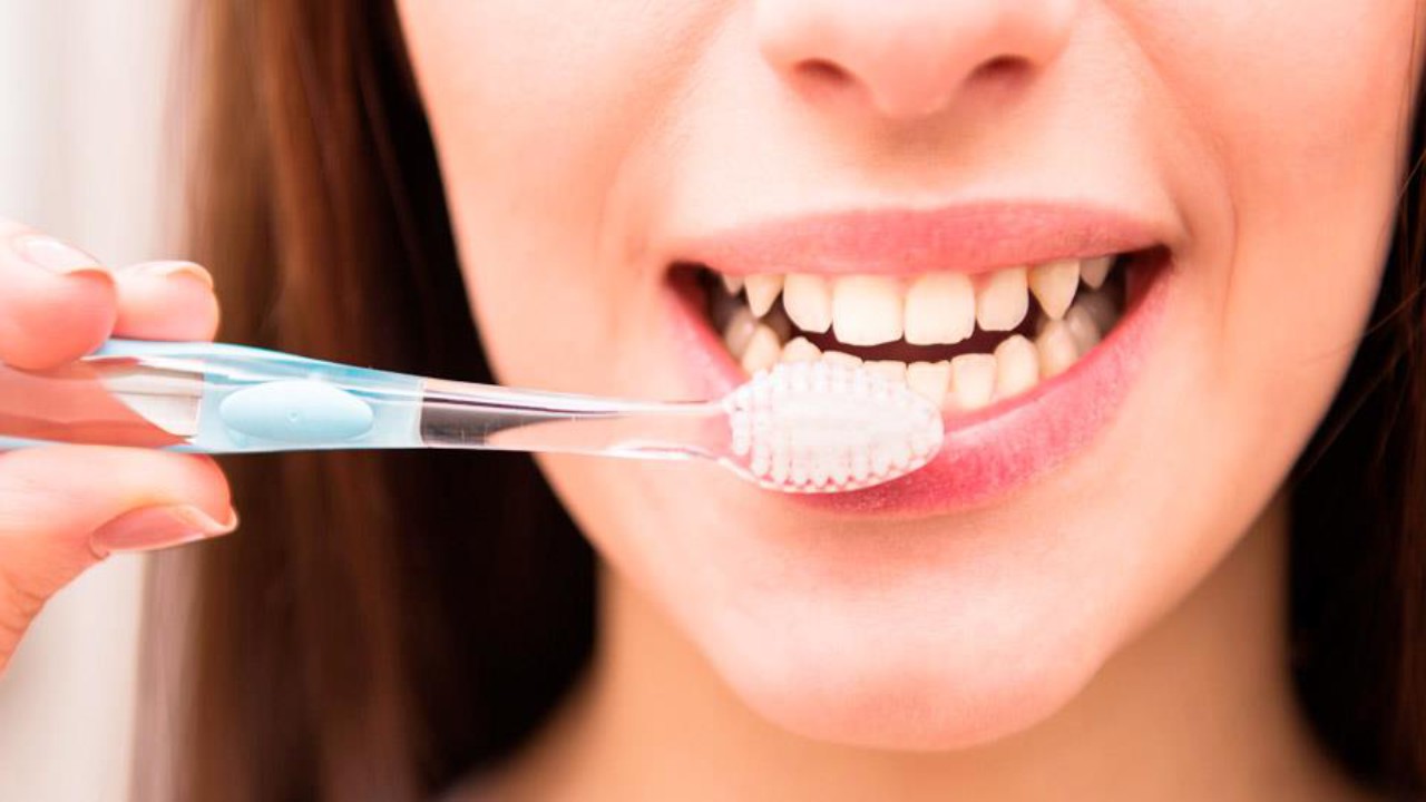 أخصائي: إهمال الأسنان قد يزيد من مخاطر تلف الرئة