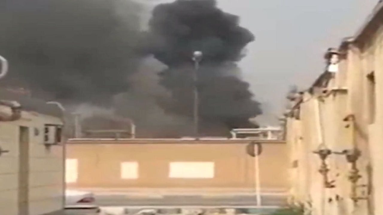 بالفيديو.. انفجار في أقدم مصفاة نفط في إيران