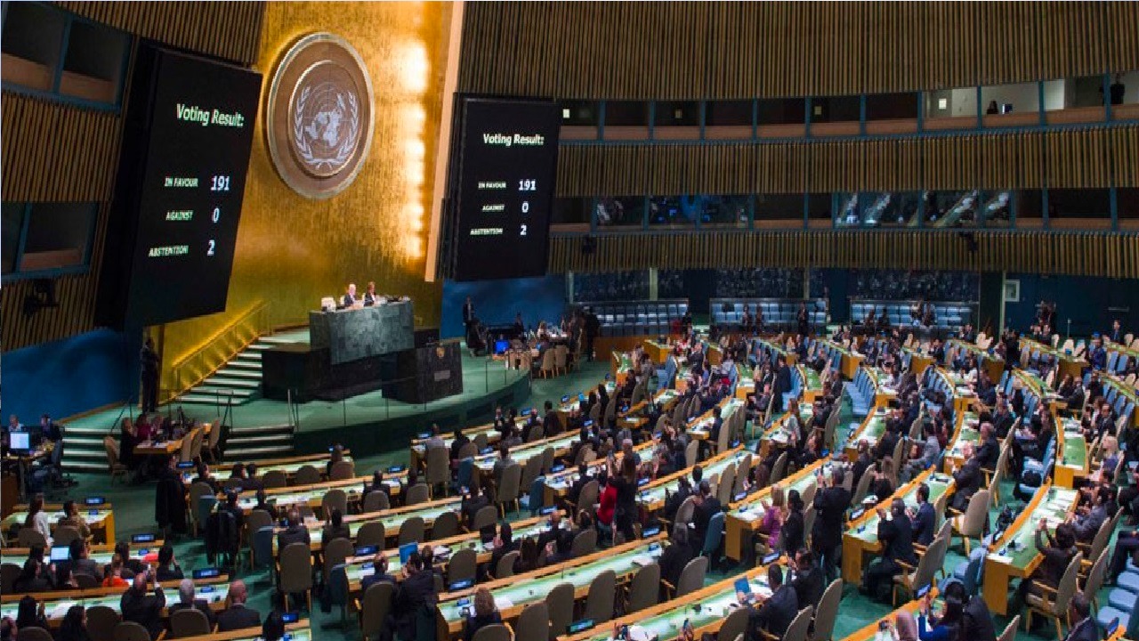 مندوب المملكة بالأمم المتحدة: ندعو المجتمع الدولي لوقف استهداف الفلسطينيين بالقدس
