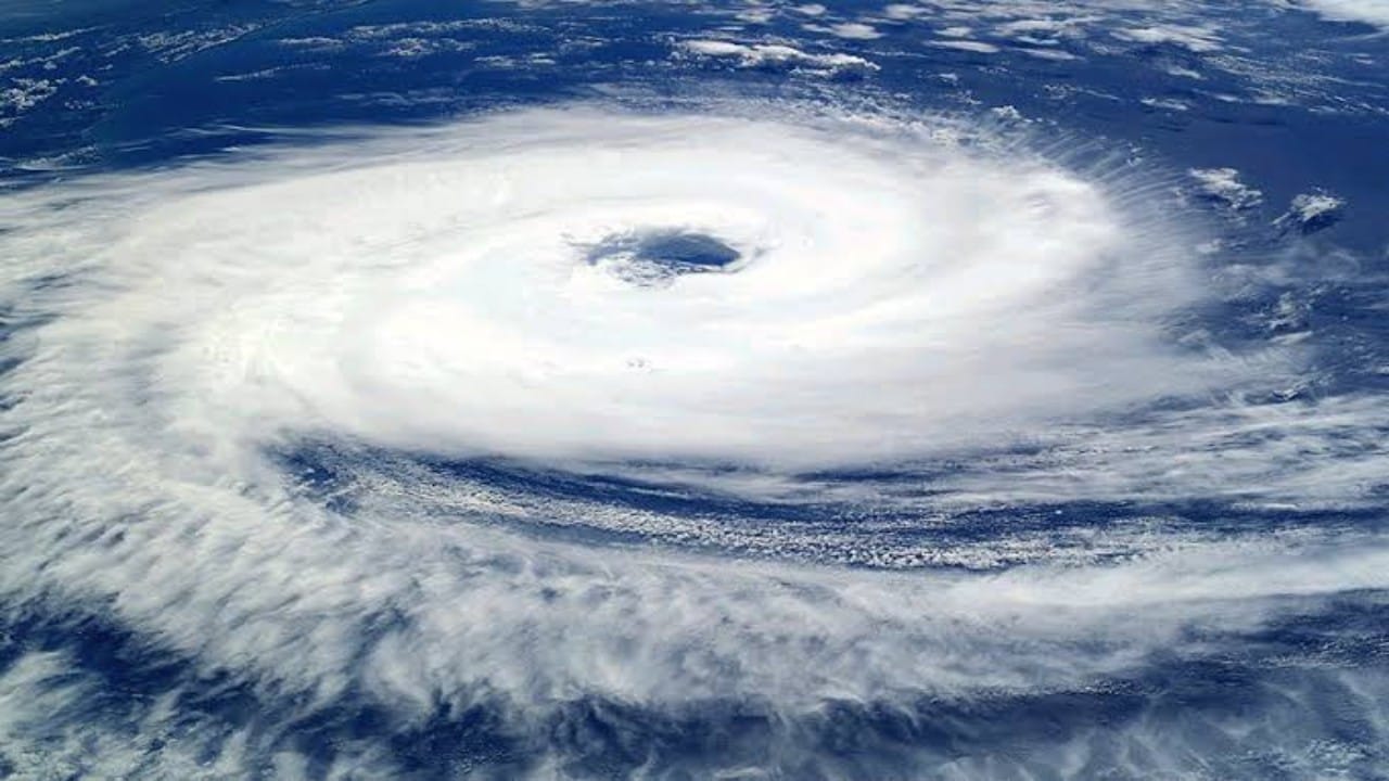 ارتفاع عدد ضحايا إعصار إيان في أمريكا إلى 107 