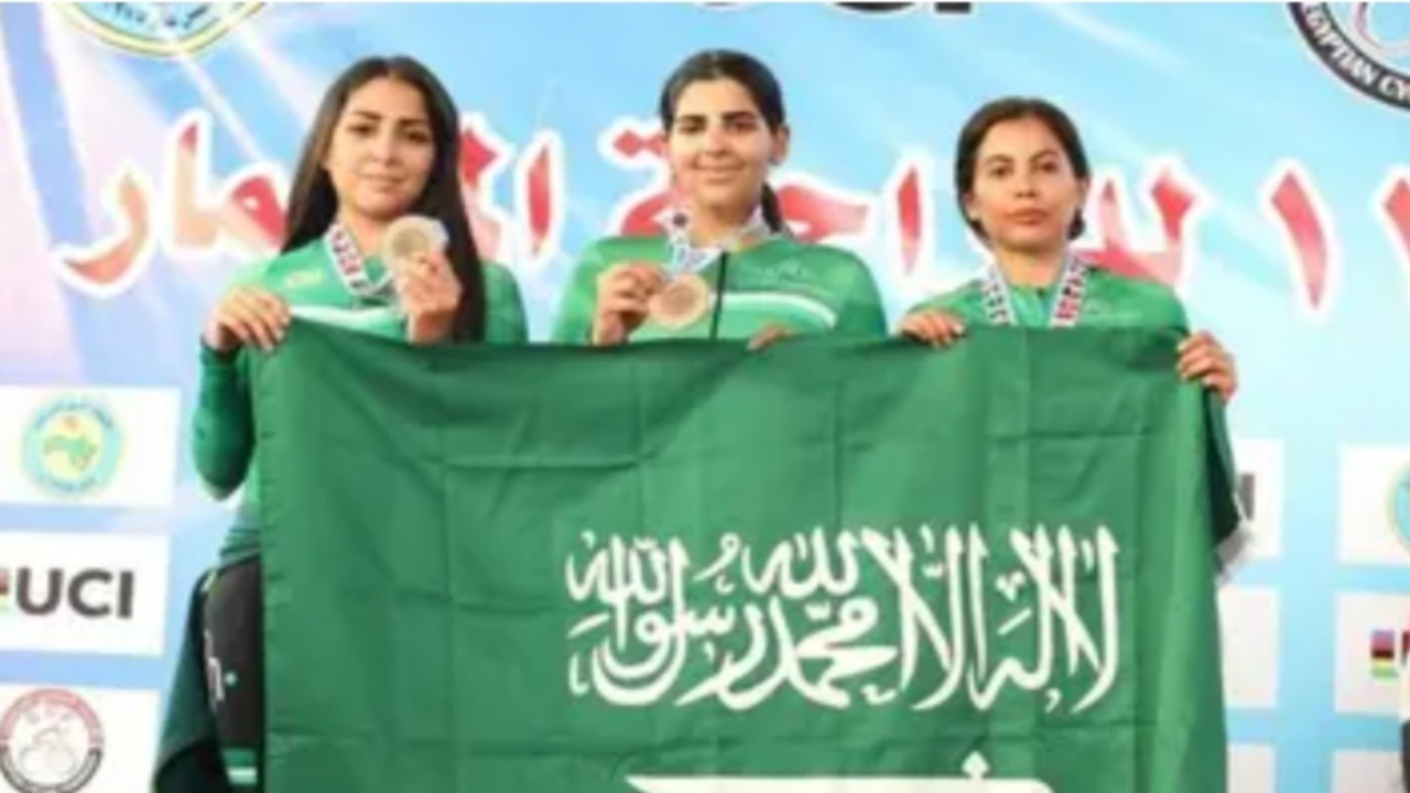 الأخضر للدراجات يعتلي منصة تتويج البطولة العربية
