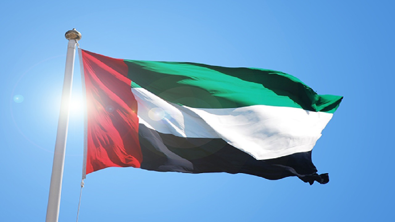 الإمارات تؤيد بيان المملكة بخصوص قرار أوبك بلس