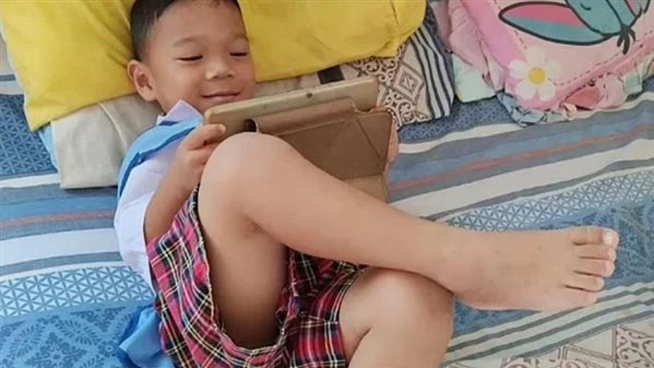 طفل ينجو بأعجوبة من مذبحة مرّوعة في الحضانة