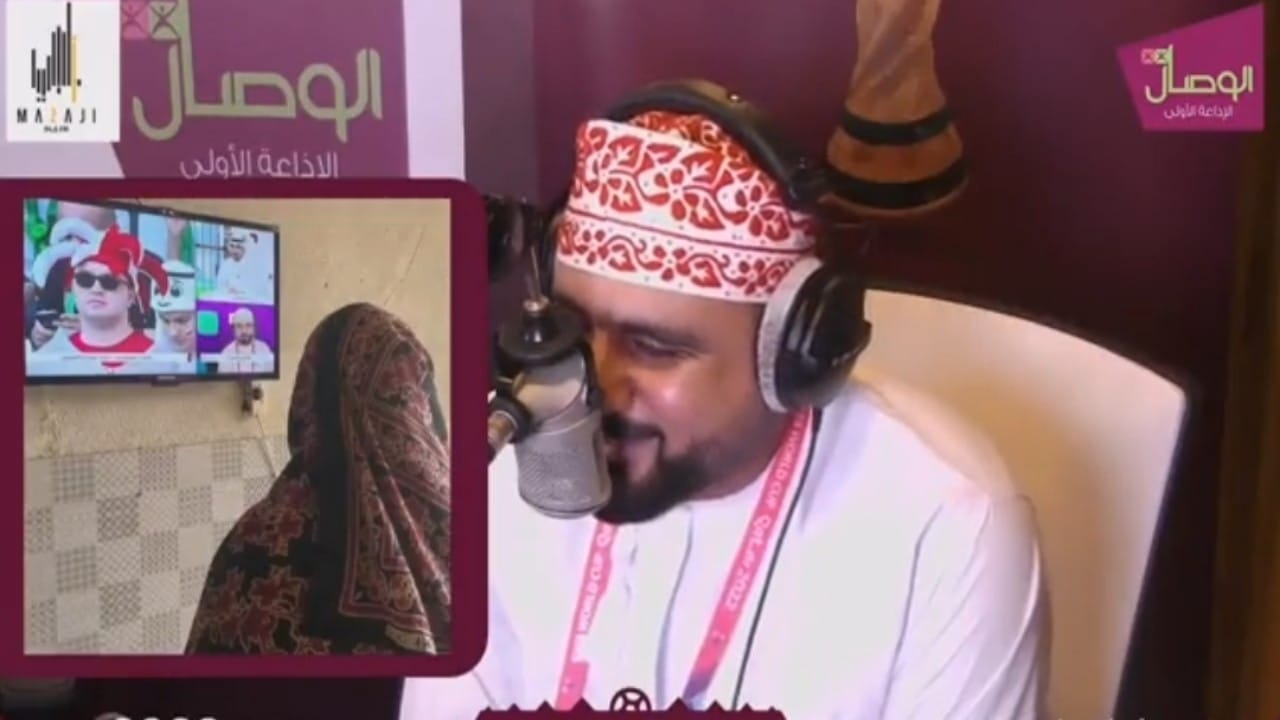 بالفيديو.. والدة المعلق خليل البلوشي: كل الناس فرحانة بالسعودية