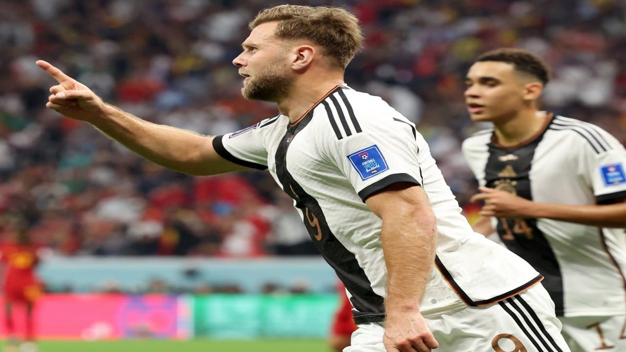 لاعب ‎إسبانيا: المنتخب الألماني مرشح للتتويج بكأس العالم
