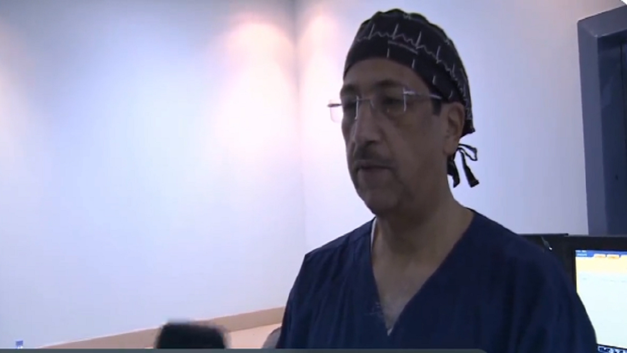 فريق طبي ينجح في إجراء عملية ولادة قيصرية معقدة لسيدة بالمدينة المنورة (فيديو)