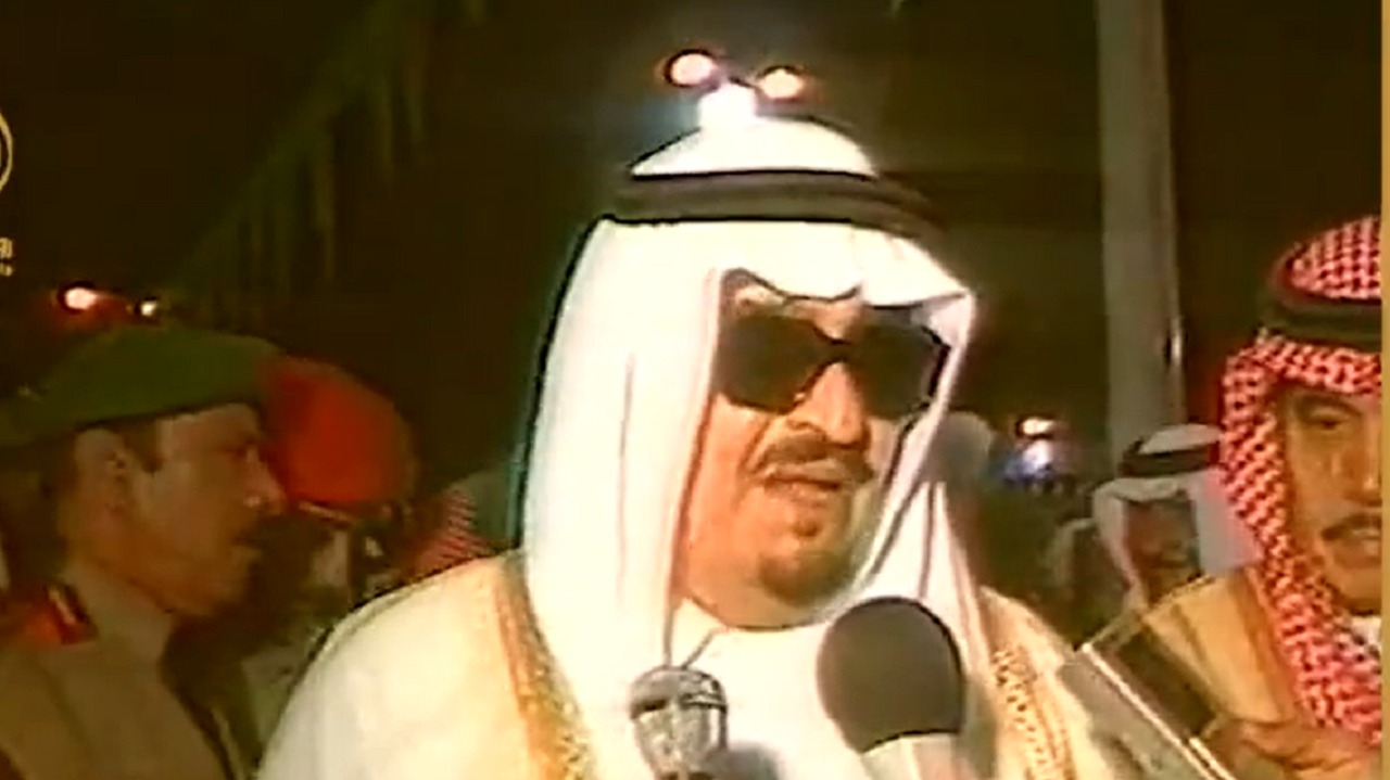 فيديو نادر للملك فهد أثناء إعادة افتتاح مسجد قباء قبل 36 عاماً