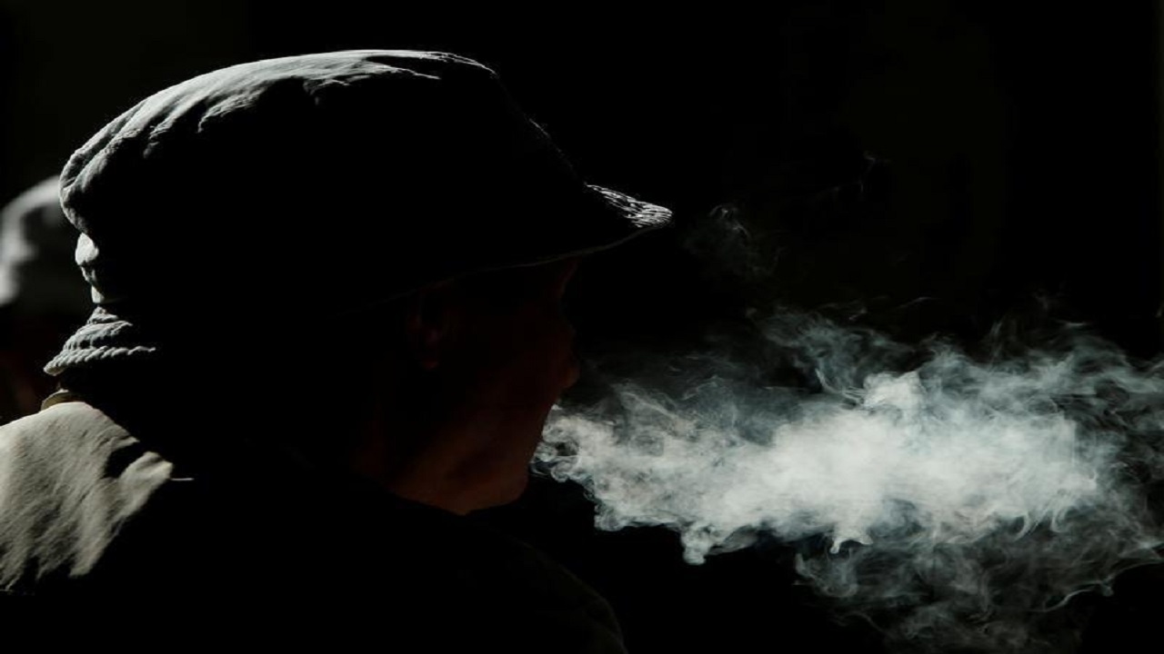 دراسة طبية: المدخنين أكثر عرضة بالزهايمر والخرف مقارنة بغيرهم