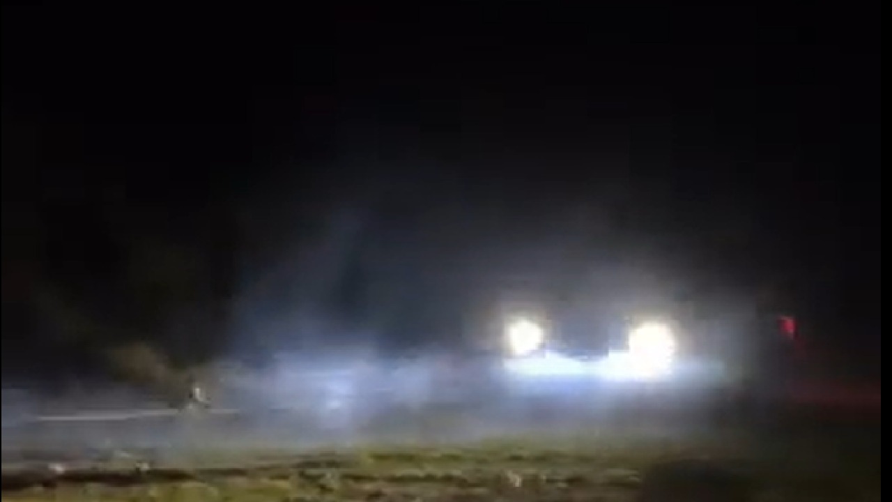 بالفيديو.. لحظة إنقاذ شخص علقت مركبته 3 أيام في منطقة نائية بين حفر الباطن ورفحاء