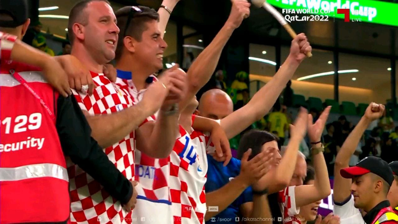 بالفيديو .. ردة فعل جماهير كرواتيا بعد الفوز على البرازيل
